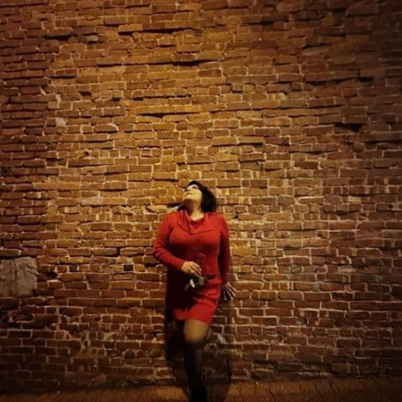 Meet your Posher, Yazmin - Picture 1 of 1